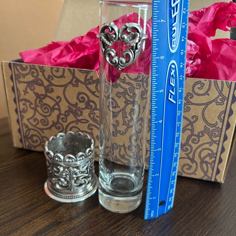 Brighton vase - Never used, stored in original box w/ tissue